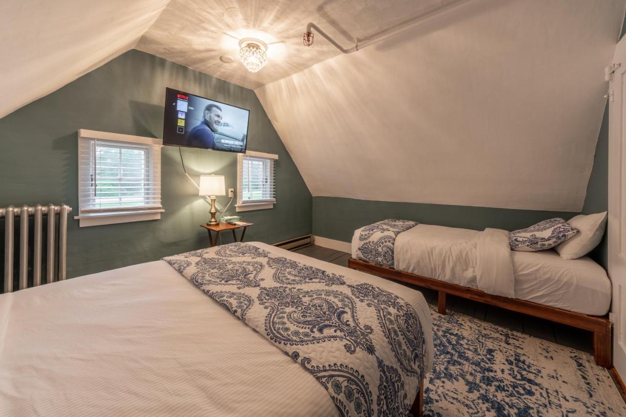 Cranmore Mountain Lodge Bed & Breakfast Норт-Конвей Экстерьер фото